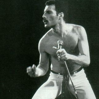 Freddie Mercury perdió un pie antes de morir por SIDA