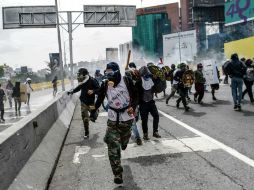 Las protestas continuaron este lunes en varias partes del país. AFP / J. Barreto