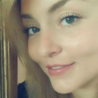 Angelique Boyer muestra su rostro al natural