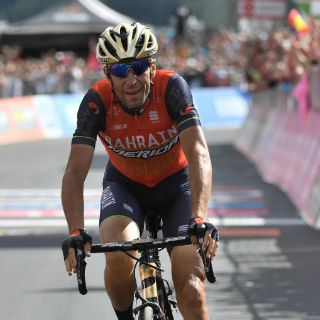 Vincenzo Nibali gana etapa 16 del Giro de Italia