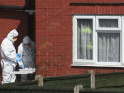 Forenses registran la casa de Salman Abedi en busca de pistas. AP / D. Lawson