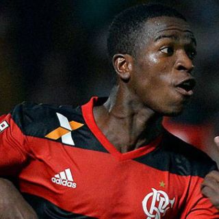 Real Madrid anuncia fichaje del brasileño Vinicius Junior