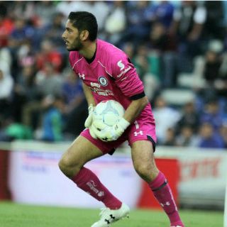 Jesús Corona es baja del Tri