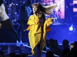 Ariana Grande publicó un mensaje en Twitter expresando su dolor. AP / ARCHIVO