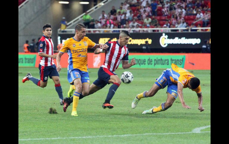 Chivas tendrá en julio encuentros amistosos que se confirmarán en los próximos días. EL INFORMADOR / ARCHIVO