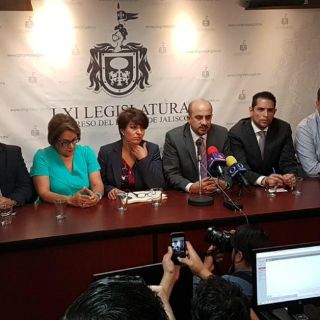 Congreso de Jalisco se divide por reforma electoral