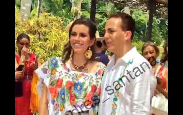 Cristian contrajo matrimonio con Carol Victoria Urban por lo civil en una ceremonia privada. TWITTER / @Ventaneando13