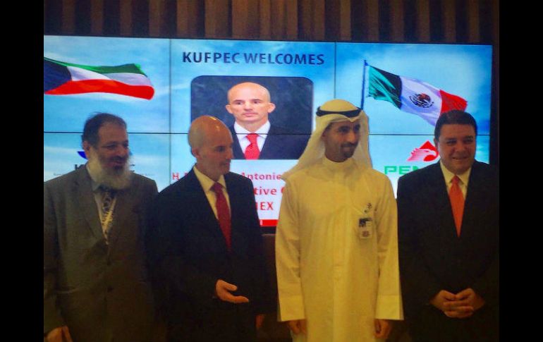 González Anaya se entrevistó con Shaikh Nawaf S. Al-Sabah, presidente de Kuwait Foreign Petroleum Company. TWITTER / @JAGlezAnaya