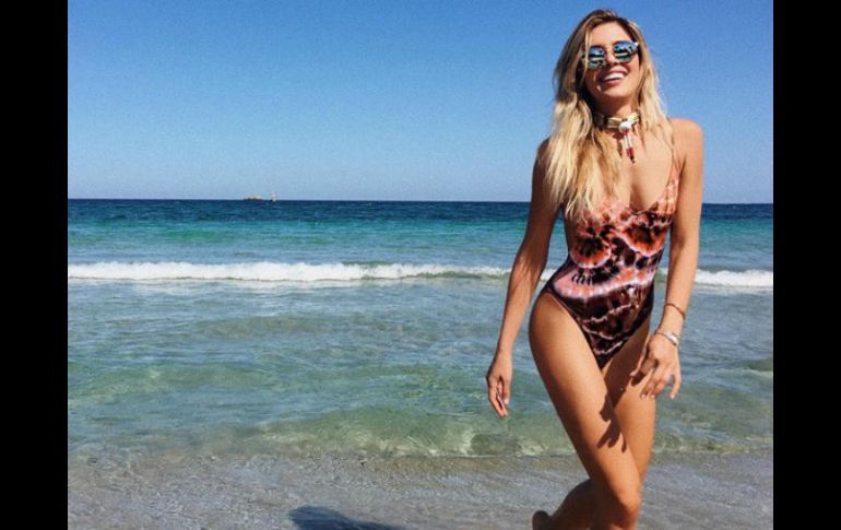 'Sonríe siempre que la vida es muy corta', escribió en la publicación. INSTAGRAM / michellesalasb