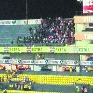 Afición de Chivas pasa de la alegría al sufrimiento