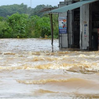 Mal tiempo deja 91 muertos en Sri Lanka