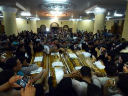 Un grupo de hombres enmascarados atacó un autobús en el que iban cristianos coptos, matando a 28 de ellos. AFP / M. El-Shahed