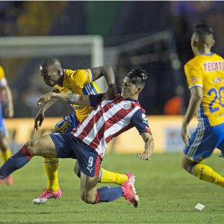 Dimos golpe de autoridad: Alan Pulido