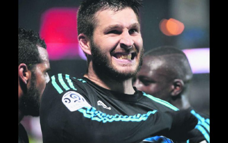 Los colmillos del tigre. En Marsella, Gignac afinó sus cualidades como implacable jugador de área. TWITTER / @OM_Officiel