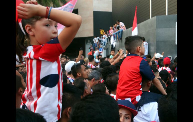 Los aficionados festejaron al equipo ayer sábado. EL INFORMADOR / M. Vargas