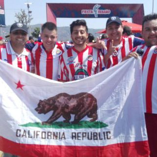 Desde California a apoyar al Rebaño