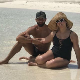 Defienden a Adamari López en Instagram