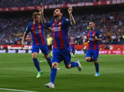 Lionel Messi lleva a su equipo, el Barcelona, a la obtención de la Copa del Rey. AFP / J. Lago