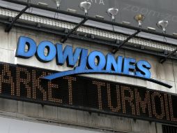 El Dow Jones muestra un retroceso de 49.71 puntos (-0.24 por ciento) para colocarse en 21 mil 030.57 unidades. AP / ARCHIVO
