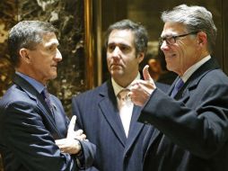 Después de la campaña de 2016, Michael Cohen (c) dejó la organización Trump para ser el abogado personal del presidente. AP / ARCHIVO