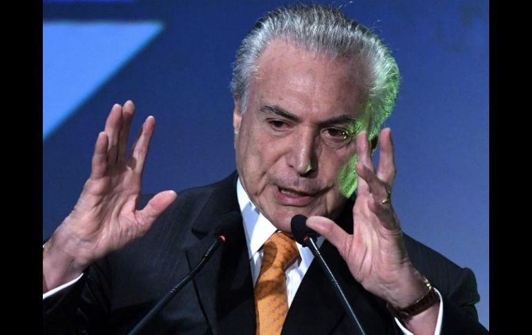 El mandatario lucha por su supervivencia política a un año de haber asumido el poder. AFP / N. Almeida