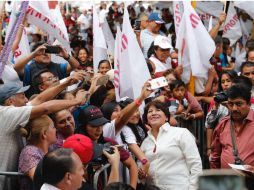 La candidata de Morena, Delfina Gómez, durante su cierre de campaña en Cuautitlán. SUN / I. Olivares