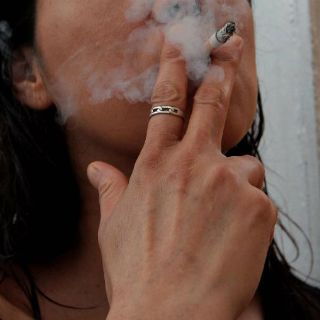 Cigarro, el peor aliado de la piel