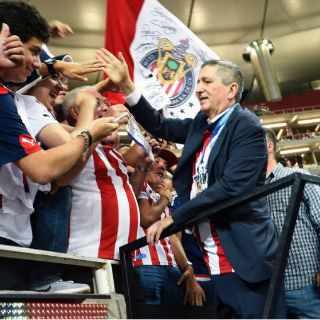 Jorge Vergara lamenta pocos jugadores de Chivas con el Tri