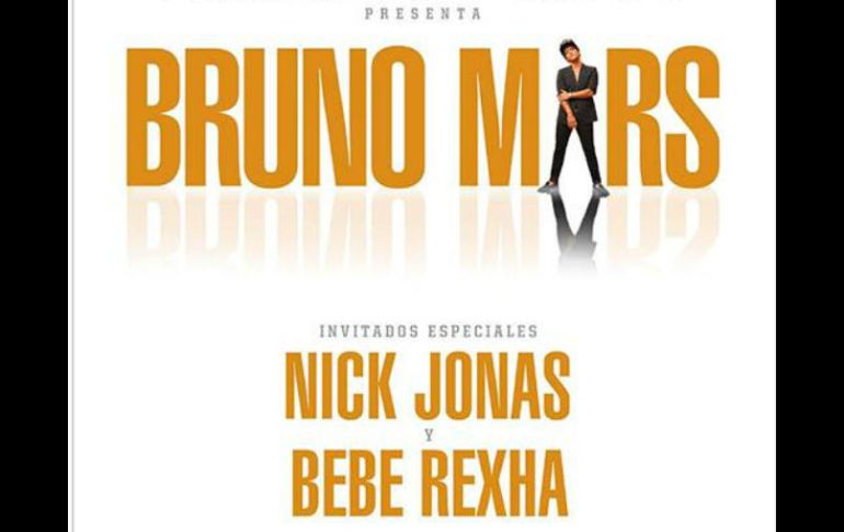 Los carteles señalan que los invitados especiales de Mars serán Nick Jonas y Bebe Rexha. FACEBOOK / Ocesa