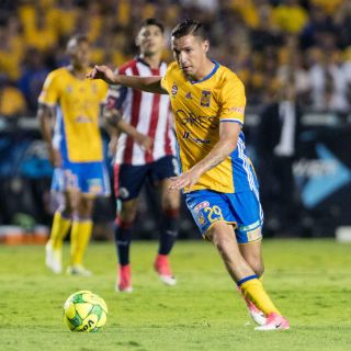 Suspenden un partido a Ponce y Dueñas