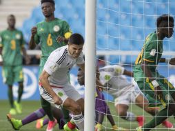 Ronaldo Cisneros entró de cambio para anotar el gol de la victoria mexicana. MEXSPORT / O. Martínez
