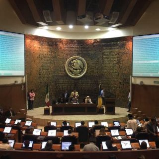 Congreso de Jalisco aprueba reducir financiamiento a partidos