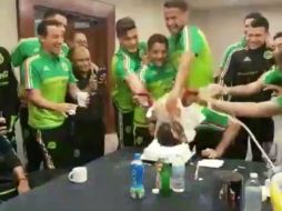 En la grabación aparecen entre otros, Marco Fabián, Andrés Guardado, Raúl Jiménez y Javier Aquino. TWITTER / @miseleccionmx