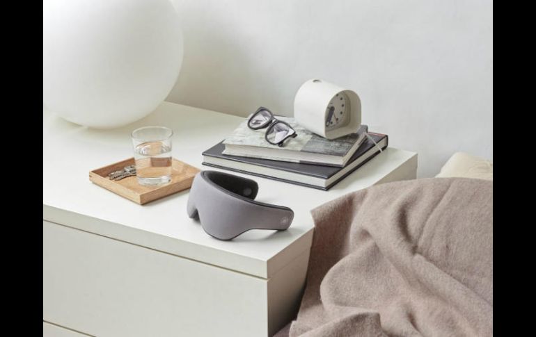 Gracias a la estimulación de sonidos y control de luz, el Sana Sleep incide sobre la actividad neuronal para conciliar el sueño. ESPECIAL / http://sana.io/