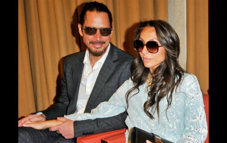 'Siento mucho mi dulce amor que yo no pudiera ver qué es lo que te ocurría aquella noche, lamento que estuvieras solo', declara. ESPECIAL / billboard