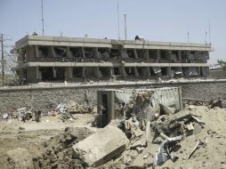 La embajada de Alemania en Kabul resultó muy dañada en el atentado del pasado jueves. AP /  M. Hossaini