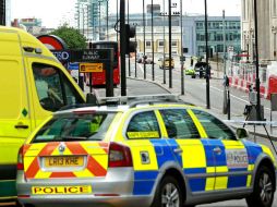 El mandatario se burla de quienes defienden el control de armas al referir que los atacantes usaron cuchillos y camionetas. EFE / S. Dempsey