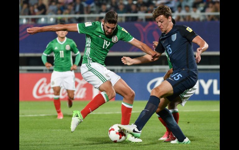 México gozó de varias ocasiones de gol para haber equilibrado el marcador, pero sus intentos o no encontraron portería. AFP / K. Doo-Ho