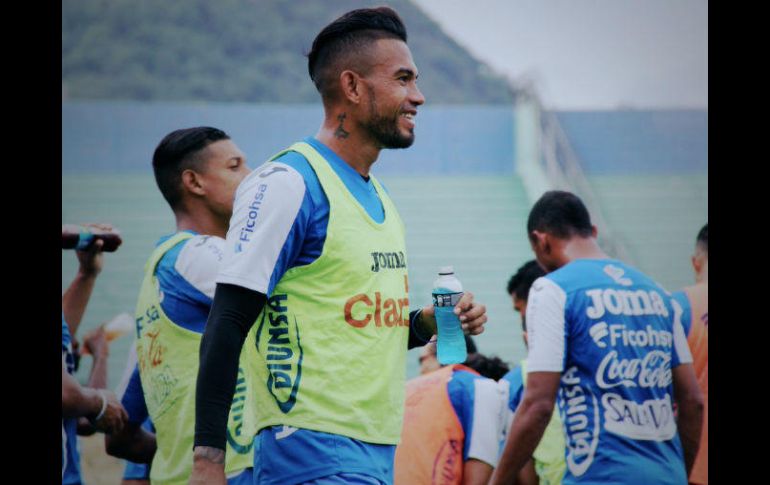 Los catrachos suman cuatro puntos por diez de los mexicanos. TWITTER / @FenafuthOrg