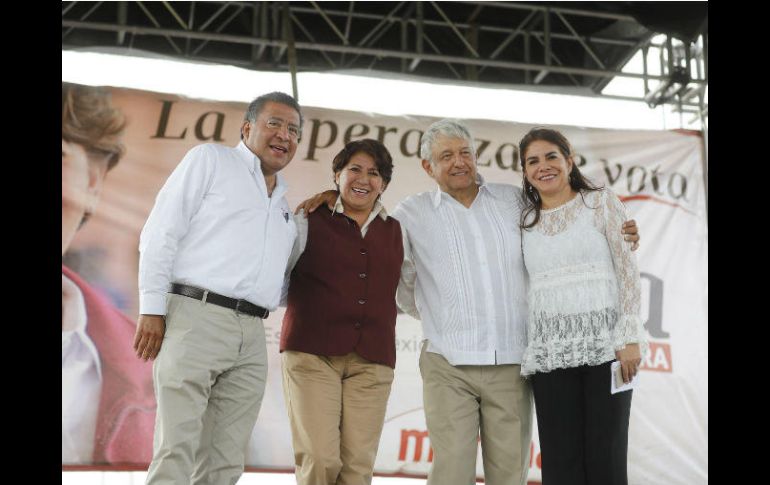 El líder nacional de Morena ofreció una conferencia de prensa acompañado de Delfina Gómez. SUN / ARCHIVO