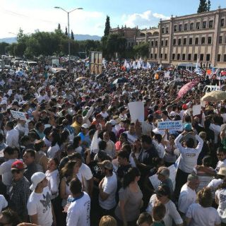 Marchan en Coahuila para ‘defender el voto’