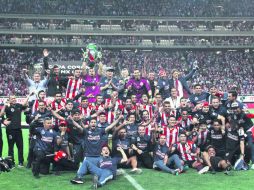 Chivas es el último campeón de la Copa MX, después de vencer en serie de penales a Monarcas Morelia. MEXSPORT / ARCHIVO
