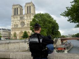 El atacante se encuentra hospitalizado después de haber sido reducido a tiros por un policía. AFP / B. Guay