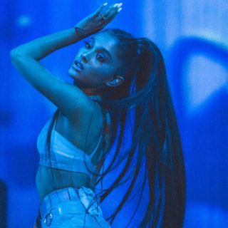 Ariana Grande reanuda su gira en París tras atentado