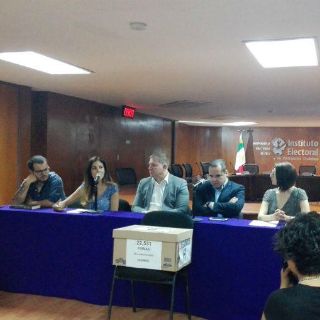 Presentan ante el IEPC iniciativa popular anticorrupción