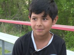 'Mili' fue descalificada de un torneo de futbol porque su pelo corto hizo pensar a los organizadores que se trataba de un niño. AP / WOWT TV