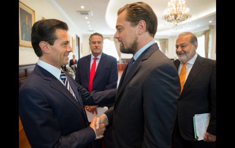 DiCaprio se reunió con el Presidente Peña Nieto y Slim en Los Pinos. NTX / Presidencia