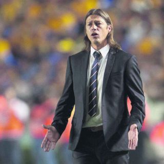 Chivas vuelve con las manos vacías