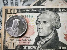 Ve por Más (VX+) estima que el tipo de cambio cotice entre 18.22 y 18.29 pesos por dólar. EFE / ARCHIVO