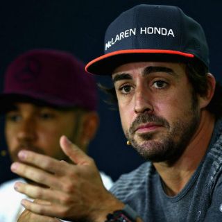 Hamilton y Alonso, en desacuerdo con Mundial de 25 carreras